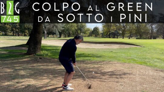 Sfida al green da sotto i pini